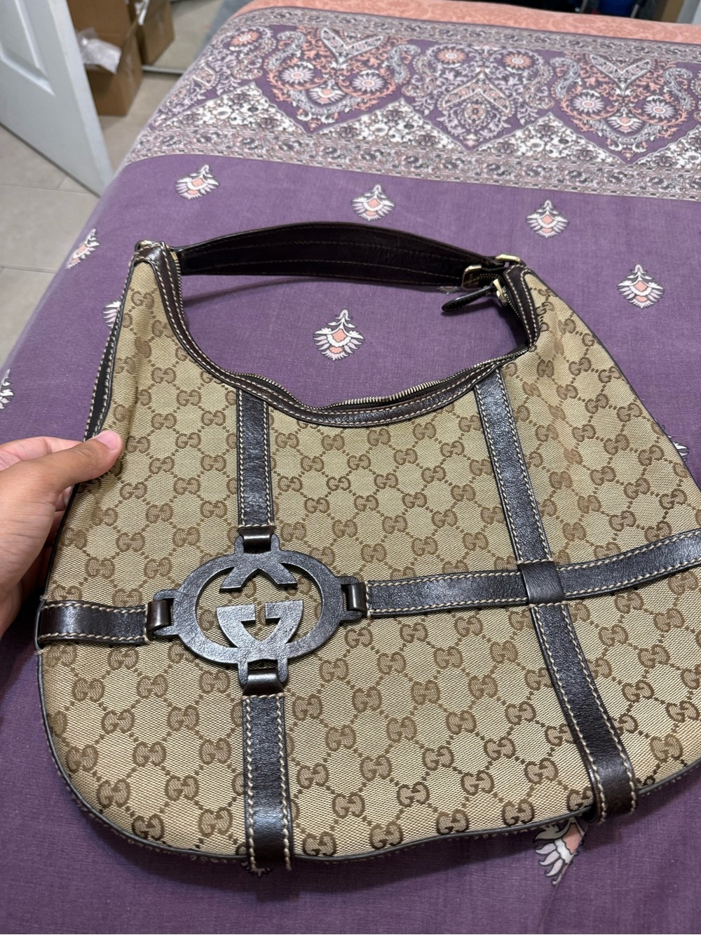 Gucci Brown Leather & Gold Hardware Shoulder Bag